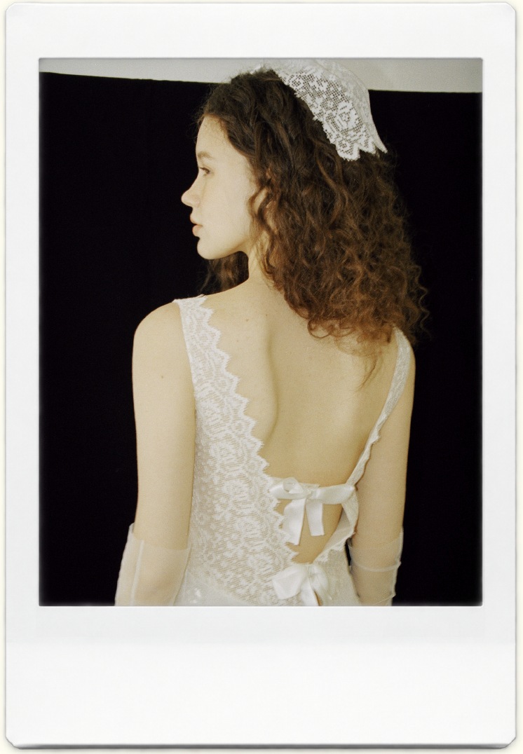 Little Lace Veil from the Psyche and Eros collection